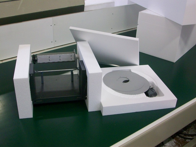 Imballaggi per macchinari industriali (2)