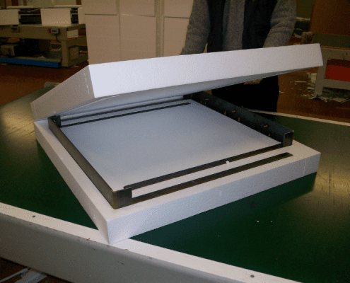 imballaggi per mobili - imballaggio in polistirolo per gambe di tavolo -1