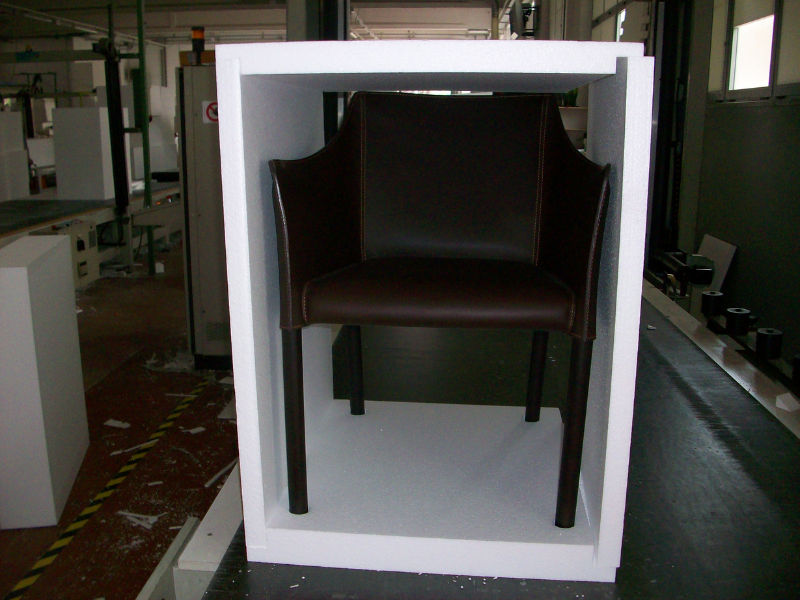 imballaggi per mobili - imballaggio in polistirolo per sedia -1