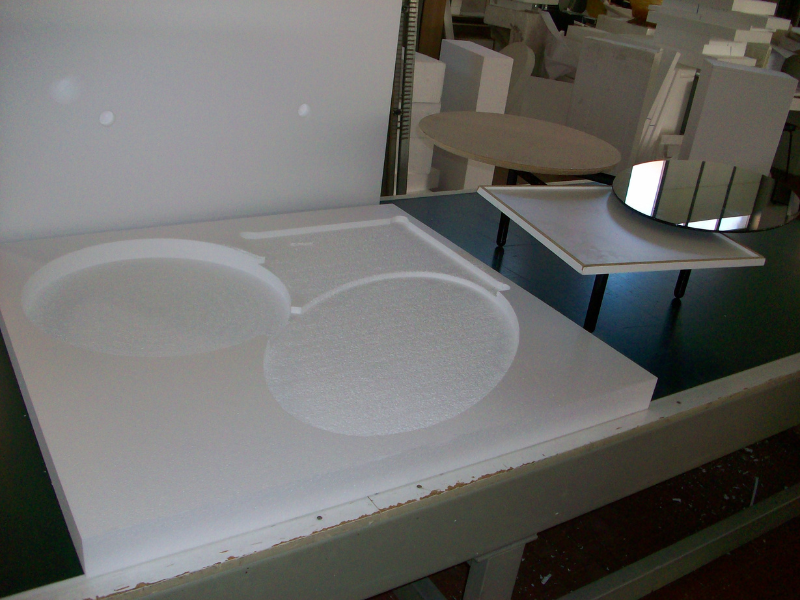 imballaggi per mobili - imballaggio in polistirolo per tavolo -4