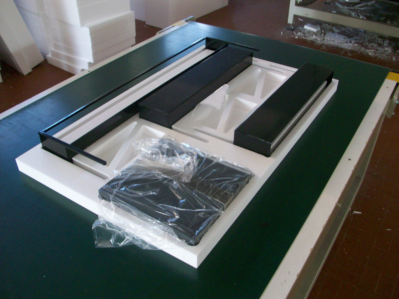 imballaggio per espositore in polistirolo espanso -2 imballaggio per espositore in polistirolo espanso -2